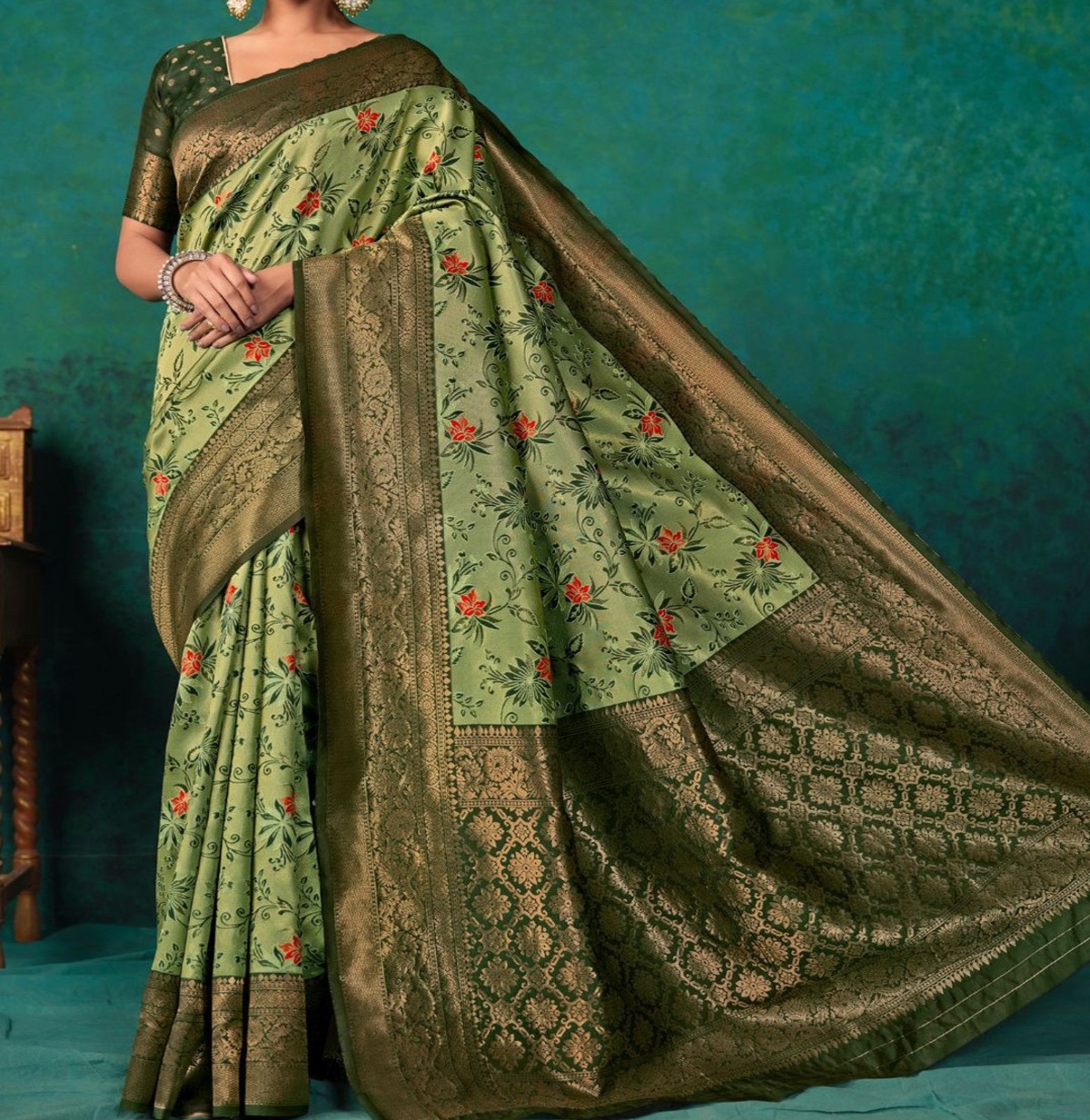 Woven Design Zari Paithani Saree